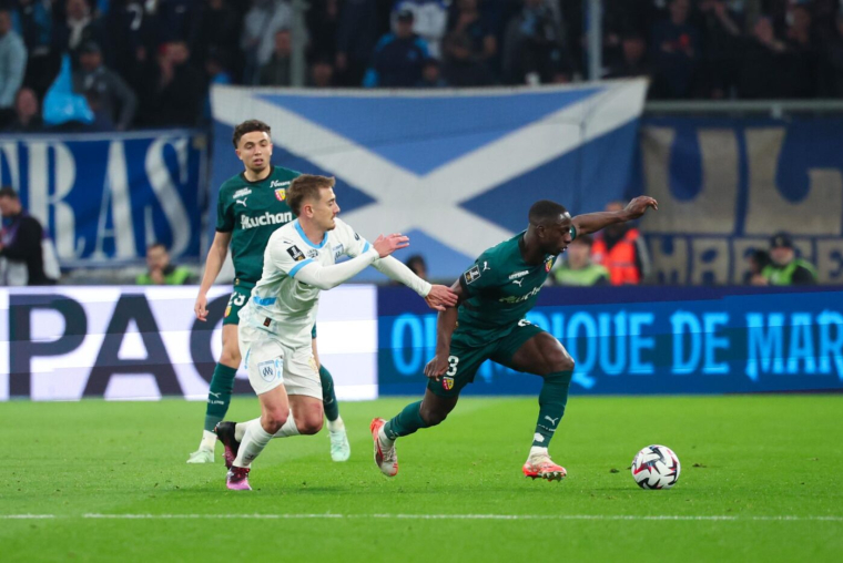 Lens refroidit l'OM