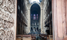 UNE "ERREUR" DE REBÂTIR NOTRE-DAME À L'IDENTIQUE, SELON UN EXPERT