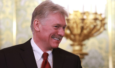 Dmitri Peskov à Moscou, en Russie, le 10 mai 2025. ( POOL / ANTON VAGANOV )