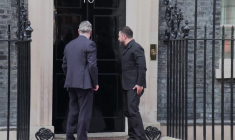 Zelensky arrive à Downing Street pour s'entretenir avec Starmer