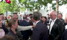 Gabriel Attal en visite à la foire de Châlons-en-Champagne