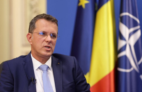 Ionut Mosteanu lors d'une interview à Bucarest