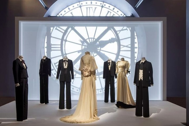 Musée d’Orsay, centre Pompidou, musée du Louvre… Yves Saint Laurent à l’honneur dans 6 musées parisiens (Crédit photo : capture Instagram @museeorsay)