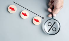 Crédit immobilier / les taux baissent-iStock-Kwanchanok Taen-on.jpg