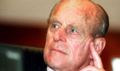 LE PRINCE PHILIP, FIGURE BOURRUE DE LA MONARCHIE BRITANNIQUE