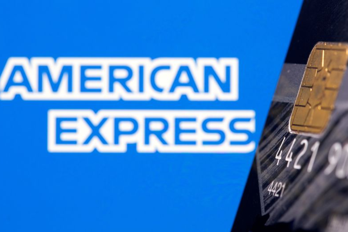 AmEx plus optimiste sur ses objectifs annuels, mise sur les dépenses de ...
