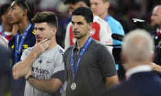 Arsenal privé du titre... malgré zéro défaite