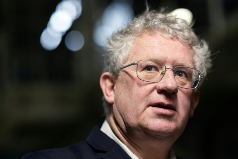 Jérôme Garnache-Creuillot, PDG d'Europlasma, lors d'une visite de la Fonderie de Bretagne, à Caudan, dans le Morbihan, en France, le 14 mai 2025  ( AFP / Fred TANNEAU )
