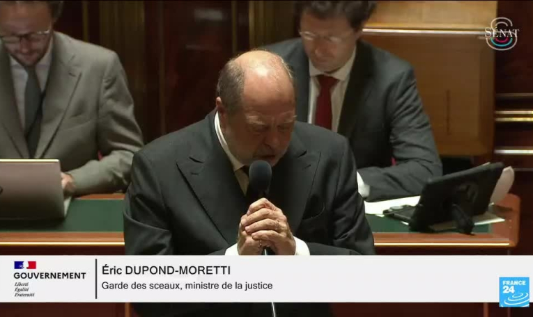 Inscription de l'IVG dans la Constitution : un vote historique à Versailles