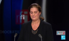 Marlène Schiappa : "La loi sur la sécurité globale ne prévoit pas d'arrêter de filmer les policiers"