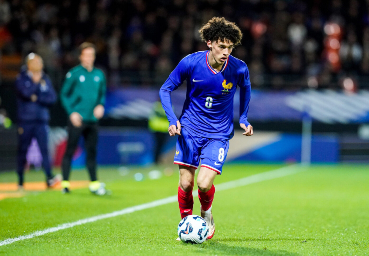 Maghnes Akliouche en équipe de France : la rentrée de la classe