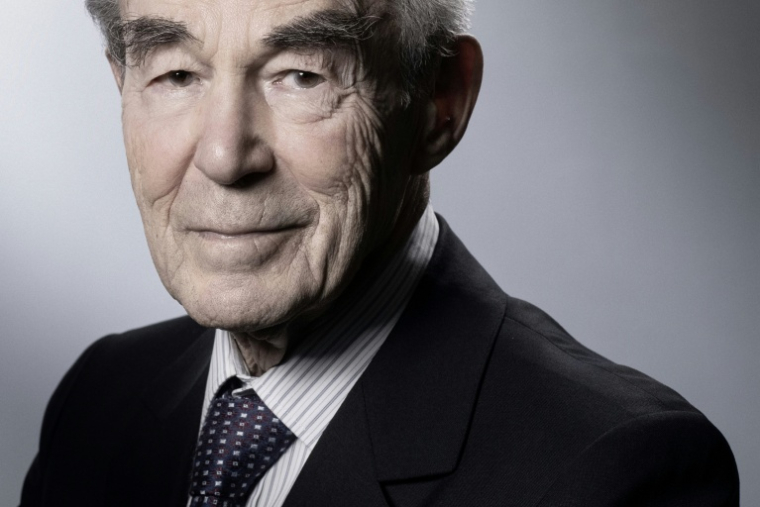 Robert Badinter, le 19 avril 2018, à Paris ( AFP / JOEL SAGET )