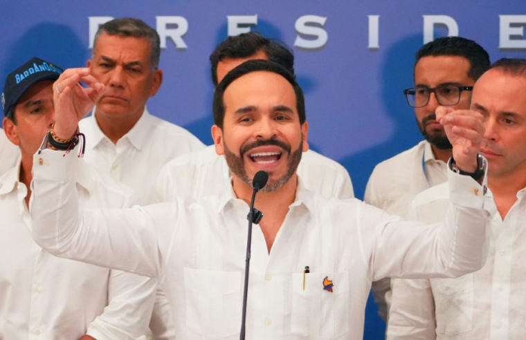 Le président élu de Colombie, Aberlardo de la Espriella, le 4 août 2026 à Barranquilla ( AFP / Vanexa Romero )