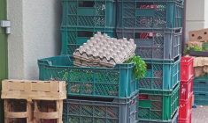 Les enseignes de déstockage permettent de trouver des produits de qualité tout en faisant de belles économies. ( crédit photo : Shutterstock )