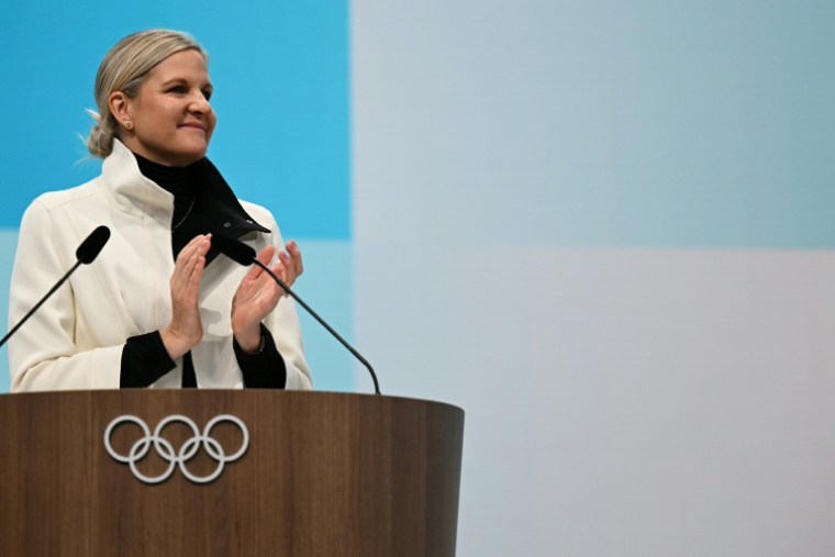 La présidente du CIO Kirsty Coventry lors d'un discours à Milan, Italie, le 3 février 2026 ( AFP / Daniel MUÑOZ )