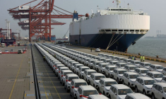 CHINE: LES VENTES D'AUTOMOBILES BONDISSENT EN FÉVRIER, 11E GAIN MENSUEL CONSÉCUTIF