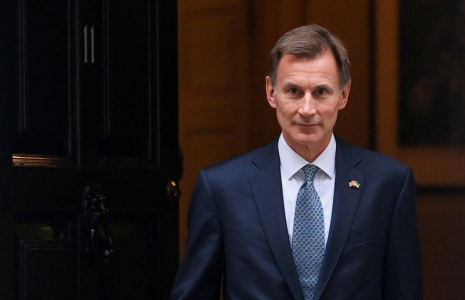 Le ministre britannique des Finances Jeremy Hunt à Downing Street à Londres