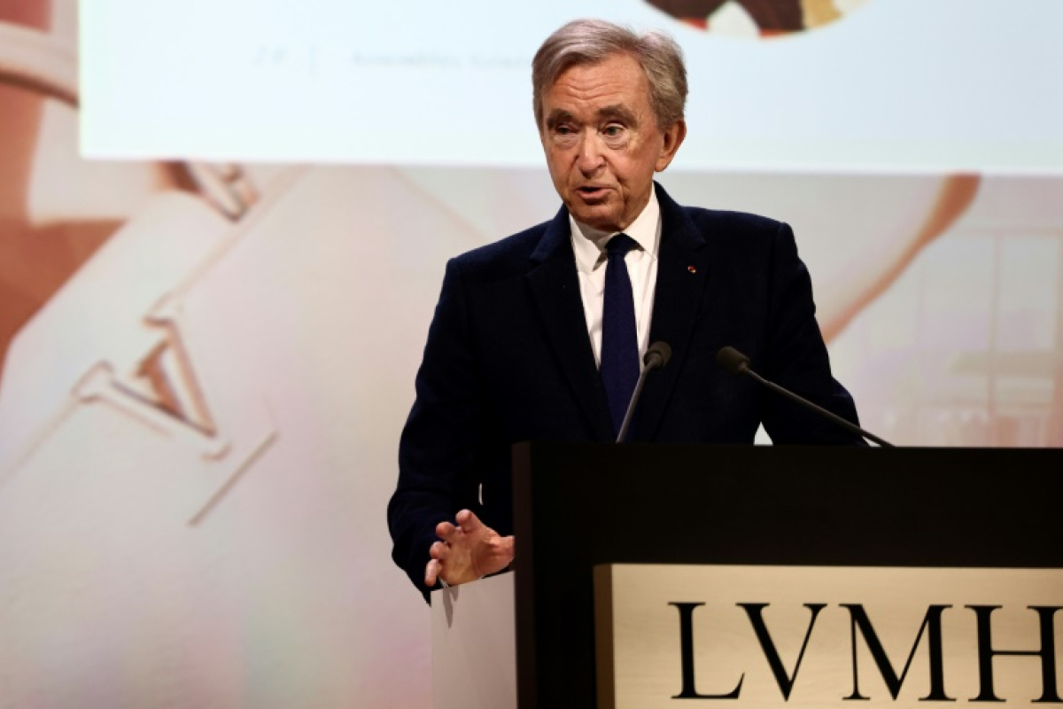 Médias: Bernard Arnault (LVMH) a racheté L'Opinion et L'Agefi