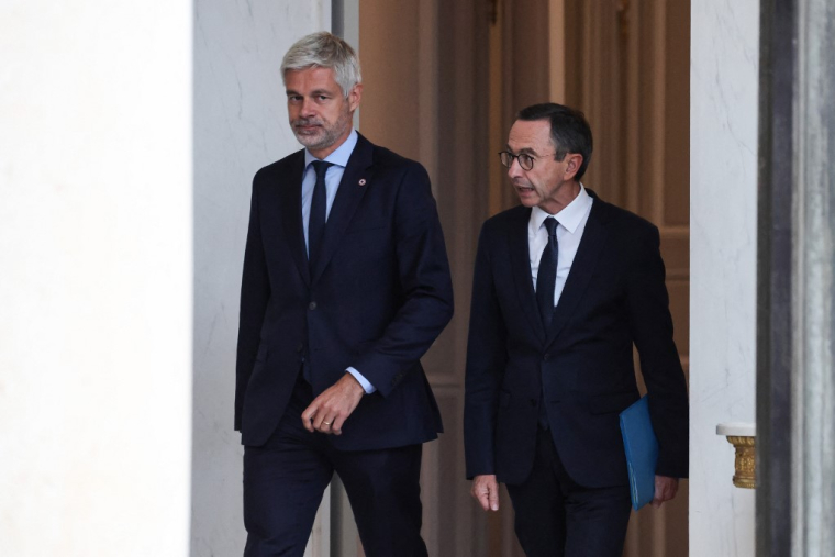 Laurent Wauquiez et Bruno Retailleau, le 10 octobre 2025, à Paris ( AFP / LUDOVIC MARIN )