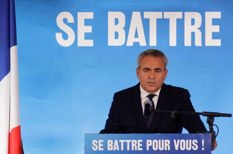 FRANCE/PRÉSIDENTIELLE: CHRISTIAN JACOB APPELLE XAVIER BERTRAND AU RASSEMBLEMENT