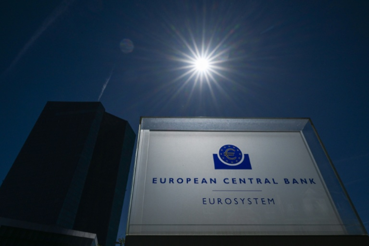 Un panneau indiquant le siège de la Banque centrale européenne à Francfort, en Allemagne, le 30 avril 2026 ( AFP / Kirill KUDRYAVTSEV )