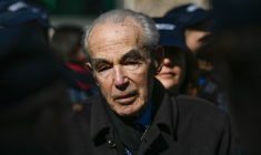 Robert Badinter à Paris, le 12 avril 2019. ( AFP / STEPHANE DE SAKUTIN )