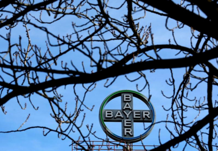 BAYER RÉSISTE AU 3E TRIMESTRE, MALGRÉ L'EURO FORT ET LA SANTÉ ANIMALE