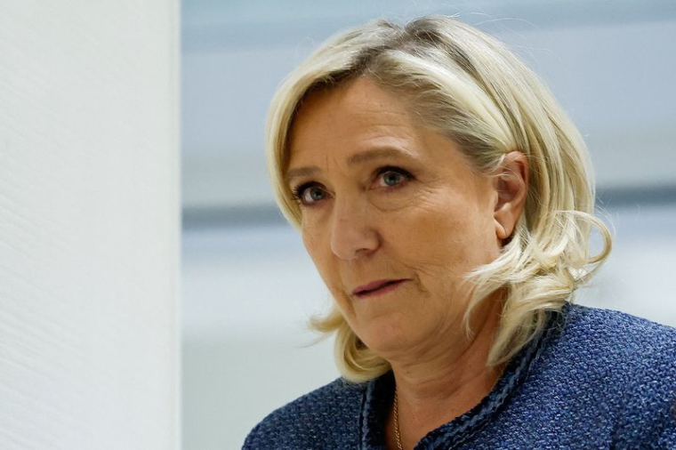Verdict du procès concernant les accusations de détournement de fonds de l'UE par la dirigeante d'extrême droite française Marine Le Pen et le parti RN, à Paris