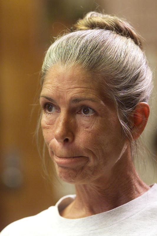 COR-PAS DE LIBÉRATION CONDITIONNELLE POUR UNE EX-ADEPTE DE CHARLES MANSON