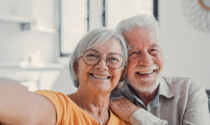 Quand votre nom est mentionné dans la clause bénéficiaire d’un contrat d’assurance-vie, vous êtes dans l’obligation d’effectuer des démarches administratives si vous acceptez de recevoir les sommes prévues. ( crédit photo : GettyImages )