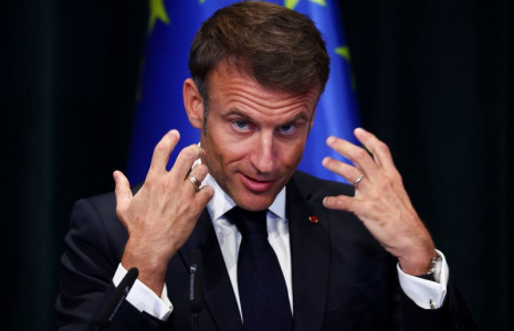 Le président français Emmanuel Macron à Tirana, en Albanie