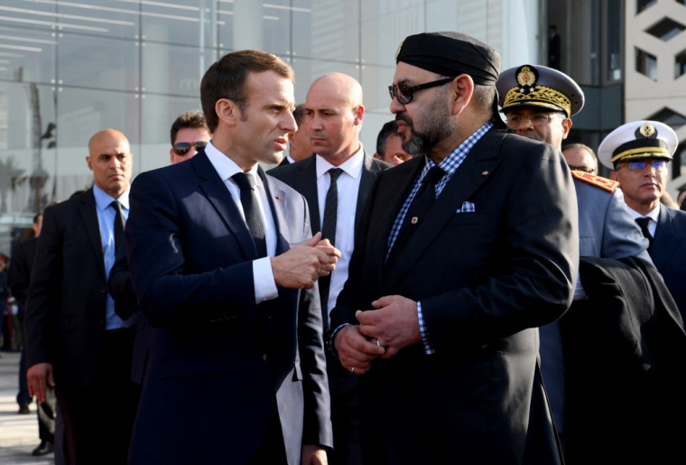 Emmanuel Macron et Mohamed VI à Rabat, au Maroc, le 15 novembre 2018. ( POOL / CHRISTOPHE ARCHAMBAULT )