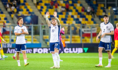 L'Angleterre de Rowe et Elliott fait match nul contre la Slovénie