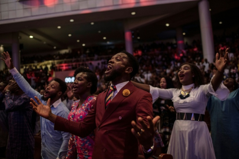 Des fidèles dans une église évangélique de Lagos au Nigeria le 17 février 2019 ( AFP / STEFAN HEUNIS )