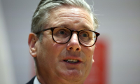 Le Premier ministre britannique Keir Starmer prononce un discours à Londres, le 8 mai 2025 ( POOL / HENRY NICHOLLS )