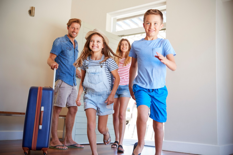 Votre assurance habitation est-elle utile dans le cadre d'une location de vacances ? ( Crédits photo: ©  Monkey Business - stock.adobe.com)