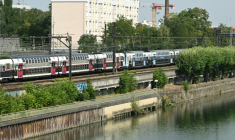 La Seine à Choisy-le-Roi, dans le Val-de-Marne, le 14 août 2025, au lendemain de la découverte de quatre corps dans le fleuve ( AFP / Bertrand GUAY )