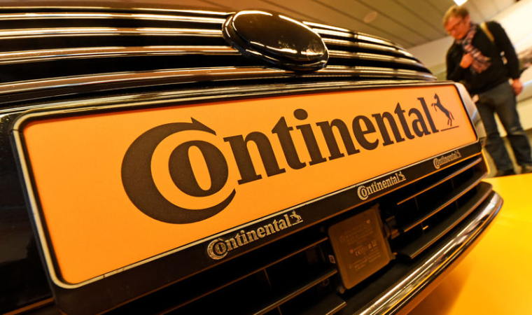 CONTINENTAL RÉFLÉCHIT À UNE SCISSION DE SON ACTIVITÉ DE TRANSMISSION