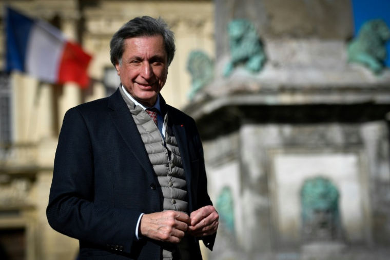 Le maire d'Arles, Patrick de Carolis, le 19 février 2020 à Arles ( AFP / GERARD JULIEN )