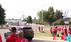 Grèves au Royaume-Uni : le plus grand port de fret britannique au ralenti