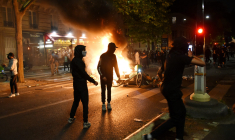 Plus de 300 gardes à vue et trois condamnations après les incidents lors des festivités à Paris