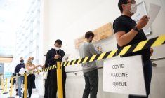 CORONAVIRUS: L'EFFICACITÉ DES VACCINS AFFAIBLIE FACE AU VARIANT DELTA, SELON UNE ÉTUDE