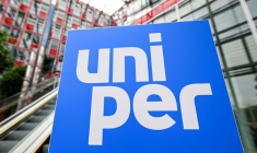 Le logo du géant allemand de l'énergie Uniper, au siège du groupe à Düsseldorf, en Allemagne ( AFP / Ina FASSBENDER )