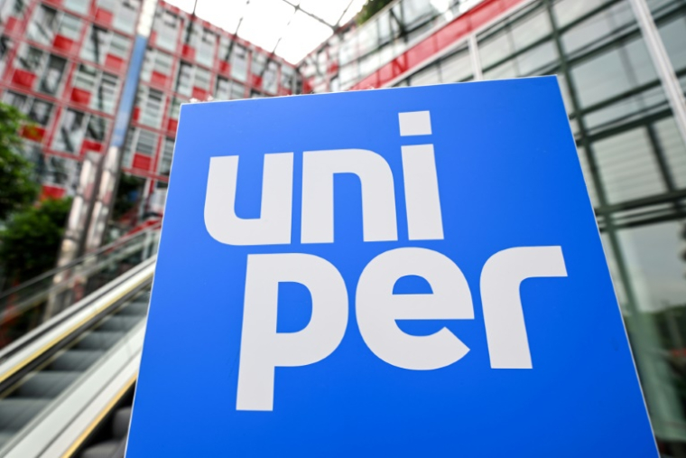 Le logo du géant allemand de l'énergie Uniper, au siège du groupe à Düsseldorf, en Allemagne ( AFP / Ina FASSBENDER )