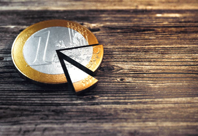 Apport majeur de la loi de finances pour 2018, le Prélèvement forfaitaire unique (PFU) reste inconnu des épargnants sur son mode de fonctionnement (Crédits : Fotolia)