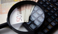 les rendements en assurance vie sont encore en baisse mais les performances restent contrastées entre assureurs ( Crédits : Pexels )