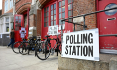 Le gouvernement britannique a annoncé jeudi qu'il allait abaisser l'âge du droit de vote de 18 à 16 ans pour toutes les élections au Royaume-Uni ( AFP / Paul ELLIS )