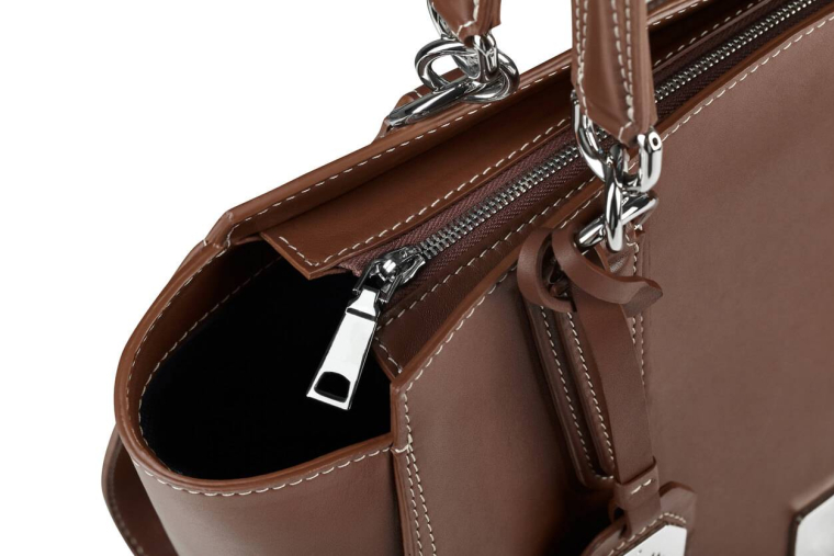 Faux mais stylés : la success story des “dupes” sur les réseaux sociaux / iStock.com - Sergey Nazarov