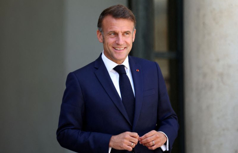 Le président français Macron rencontre le chancelier autrichien Stocker à Paris