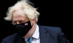 GB/CORONAVIRUS: CAS CONTACT, BORIS JOHNSON VA FINALEMENT S'ISOLER